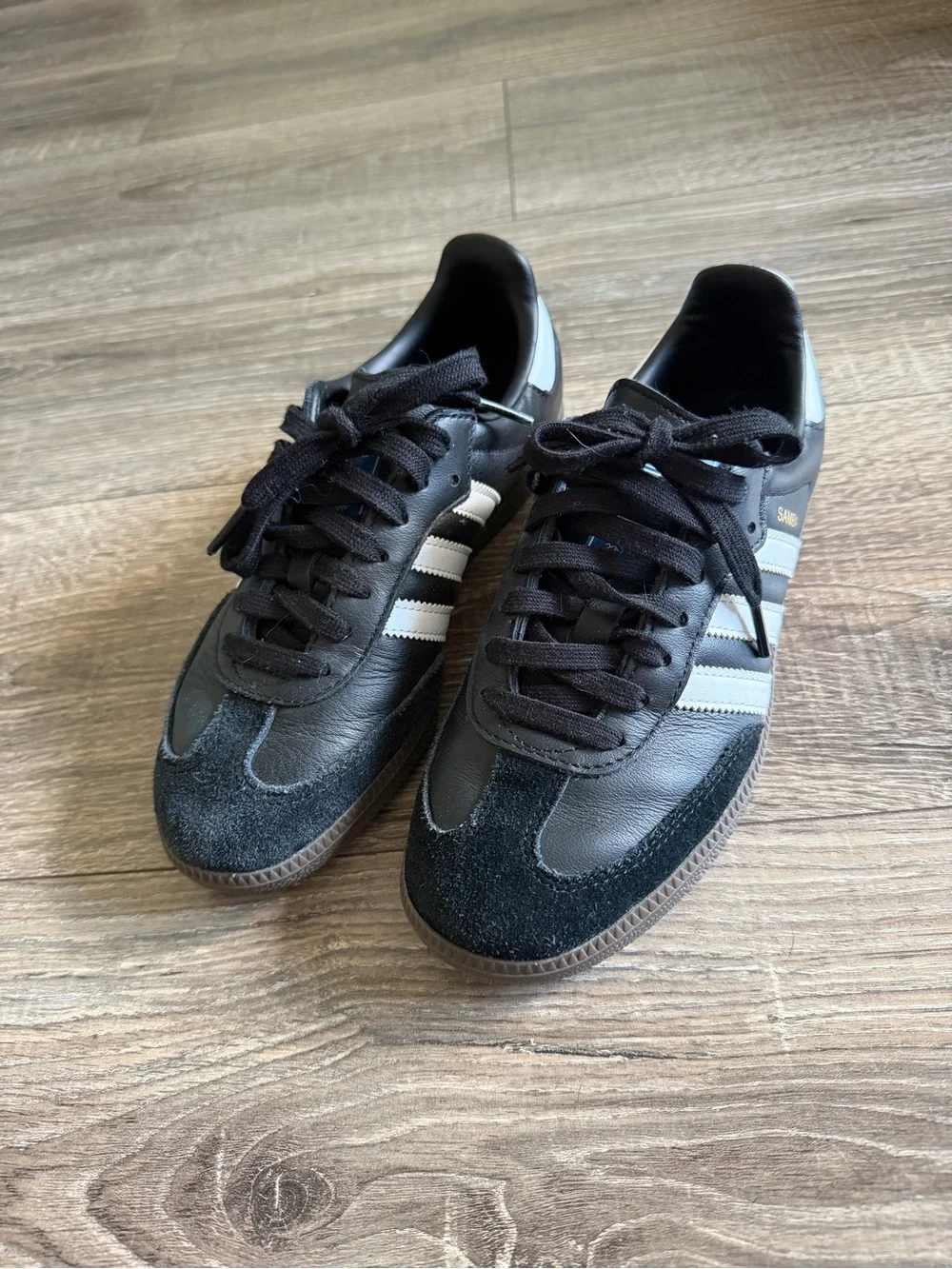 Adidas Samba Classic Men's Black and White Trainers